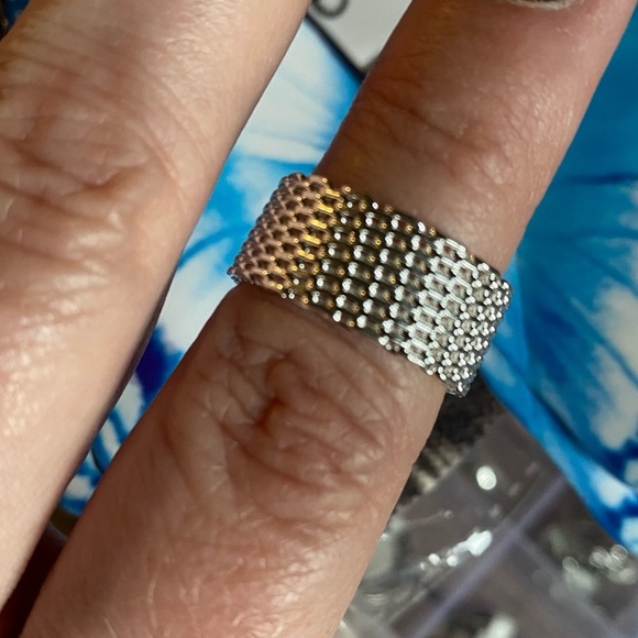 NEW Size 8 Silver Mesh Ring - Picture 2 of 2